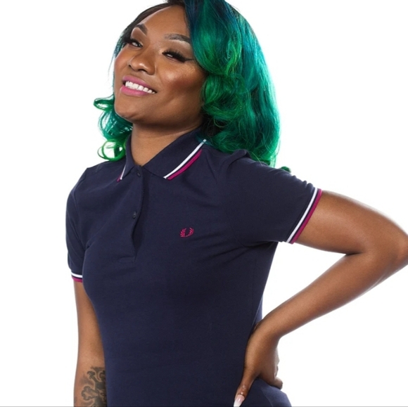 FRED PERRY GIRLS TWIN TIPPED POLO Size 4 - Picture 1 of 6